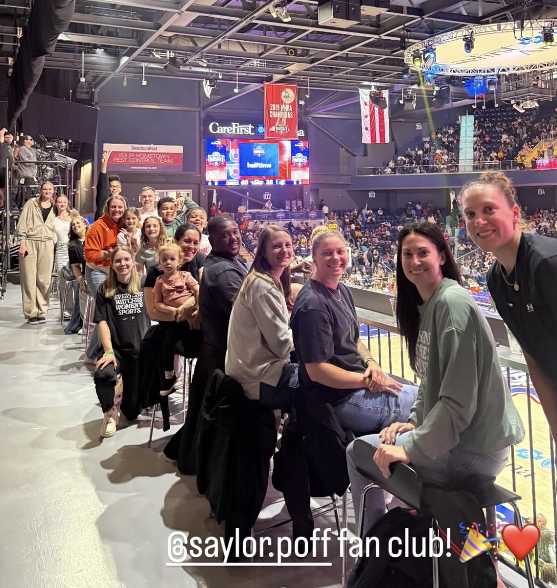 umdwbbfan's tweet image. VIP section reserved for terpswbb’s viewing of Saylor’s first wnba game! 🥹
 
#faMily❤️🐢