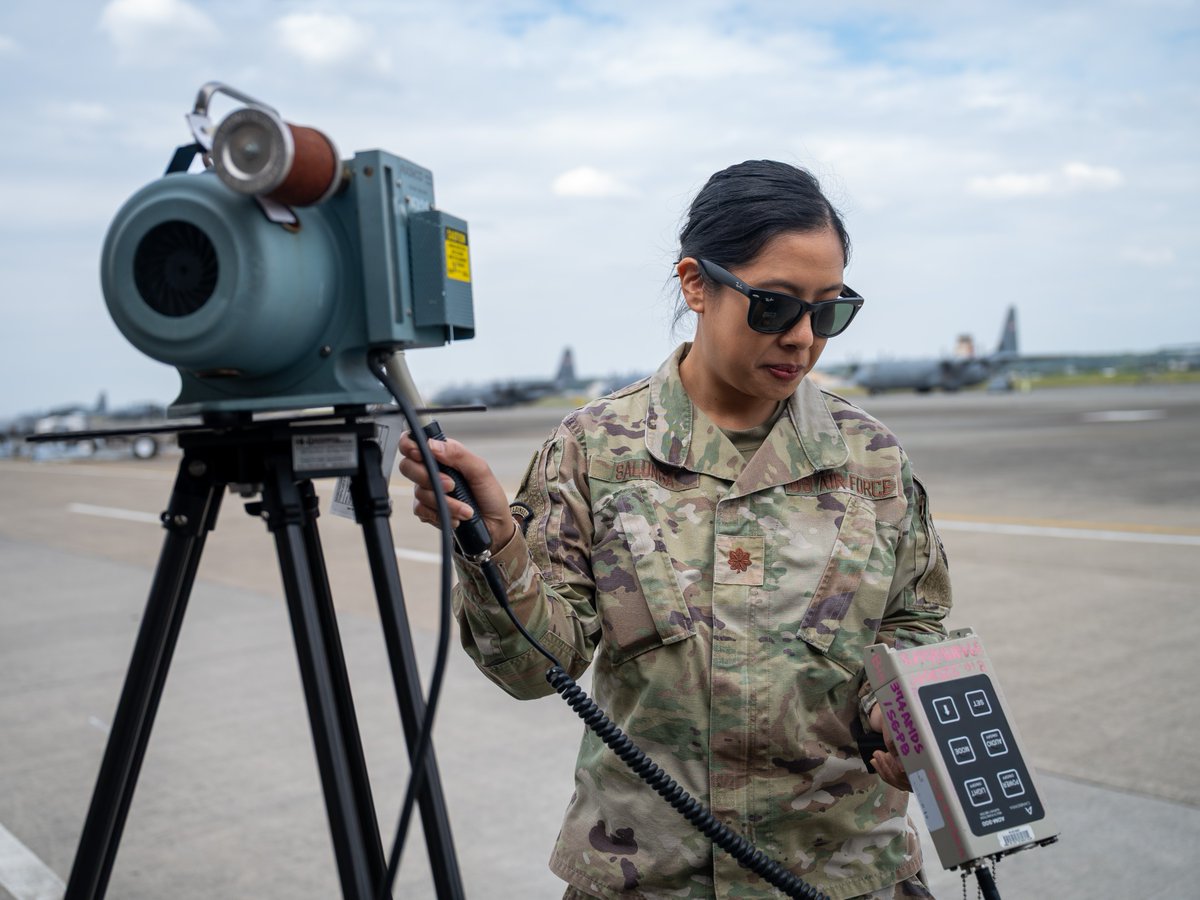 Yokota Air Base tweet media