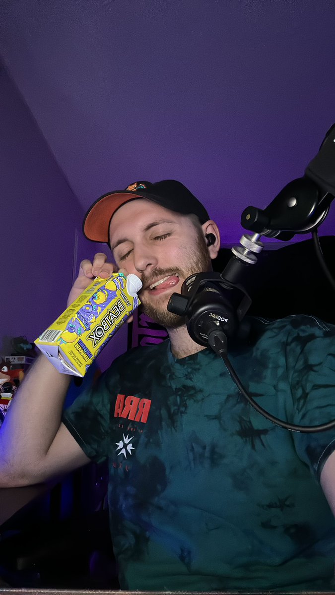 Scottienohot's tweet photo. Golf with the @ReignAboveGG crew then some Fortnite after!!
https://t.co/05lxI51OWI
@ReignAboveGG @GetWetSports
Powered by @BeatboxBevs #Beatboxfam https://t.co/4IUH69h2L7