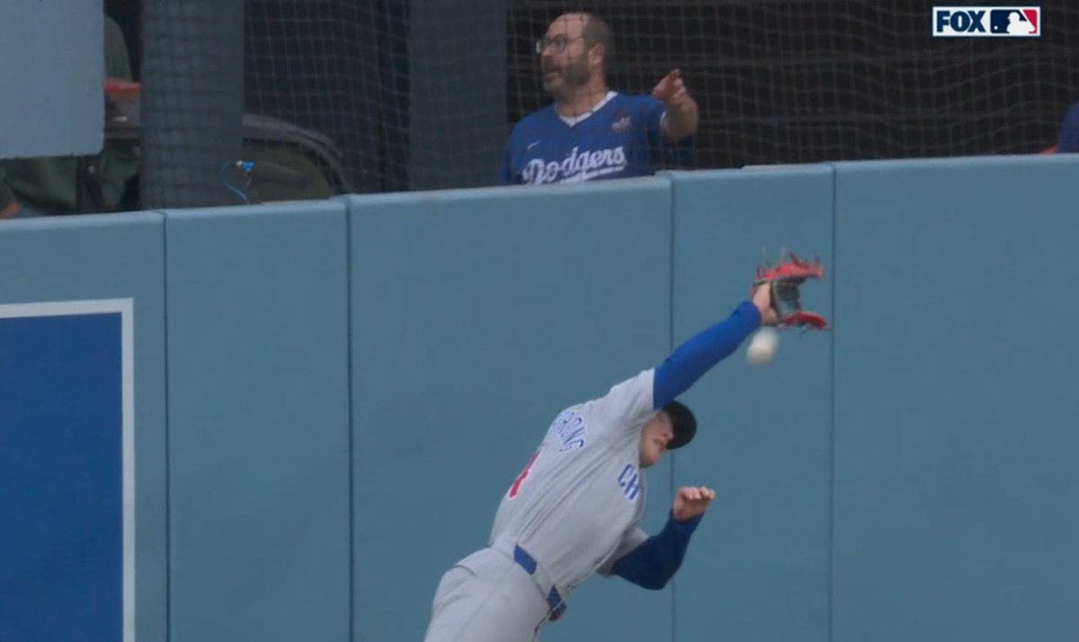 WORLD SERIES CHAMPS² little bullpen guy🩻⛓️👻 tweet media