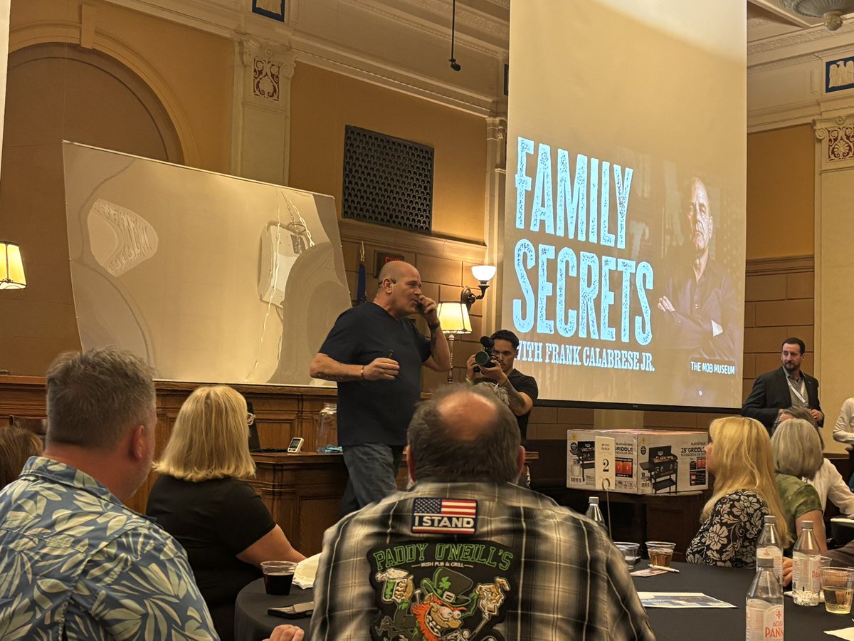 DangerousDeb's tweet image. Friday night at @TheMobMuseum Museum: private access, Italian dinner, trivia + scavenger hunt, and keynote speaker Frank Calabrese Jr.
Vegas does events differently.
#MobMuseum #LasVegas #FridayNight #VIPExperience #VegasEvents