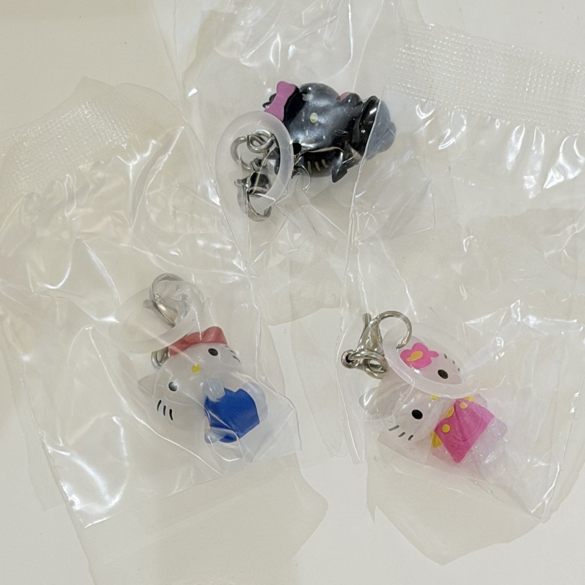 pink_v_v's tweet photo. ハローキティ めじるしアクセサリー チャーム 交換

譲 スタンダード お花 小悪魔

求 天使 日焼け チャーミー

郵送のみ📮

まとめて交換優先◎ https://t.co/7yGkiedUAW