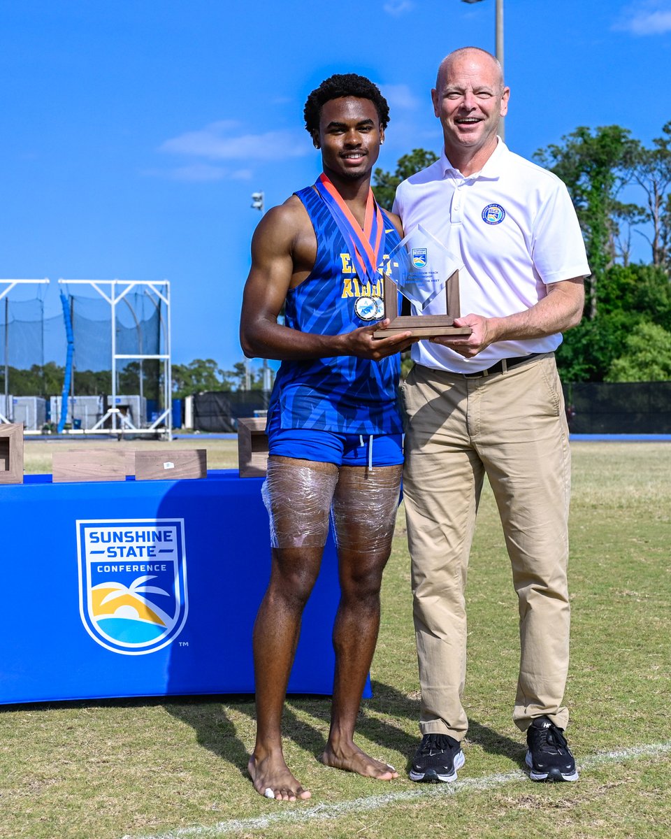 ERAUXCTF's tweet image. Michala Daniels was named the Women's Athlete of the Meet as she scored 32.5 points, winning 3 individual conference titles! 

Luke Richardson was named the Men's Freshman of the Meet as he scored 25 points, winning 2 individual conference titles!

#GoERAU // #SSCtrack