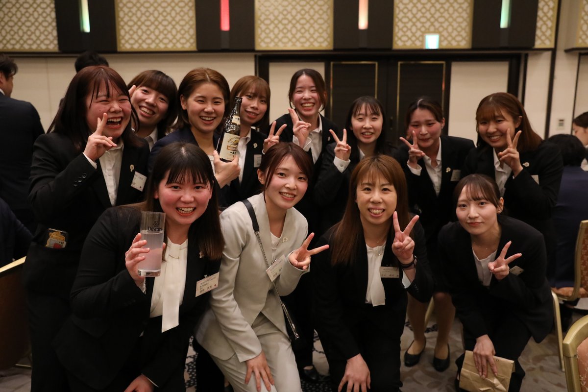 JTTL_now's tweet photo. 昨晩は開催記念パーティーが開催されました。
チームの垣根を越え、熱戦を終えた選手たちの明るい素顔が素敵でした✨ https://t.co/nxtO0MyKYF