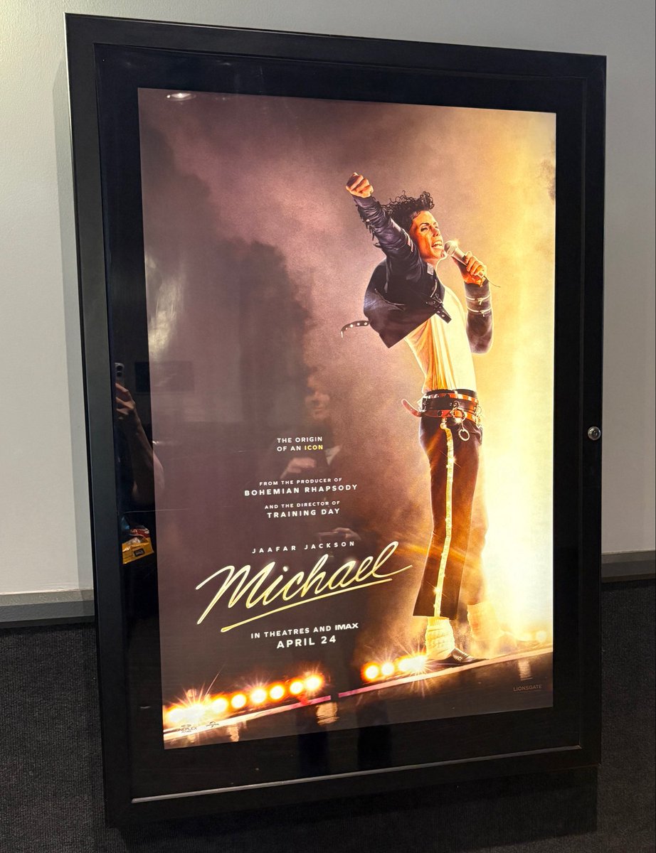 Michael Jackson Canada tweet media