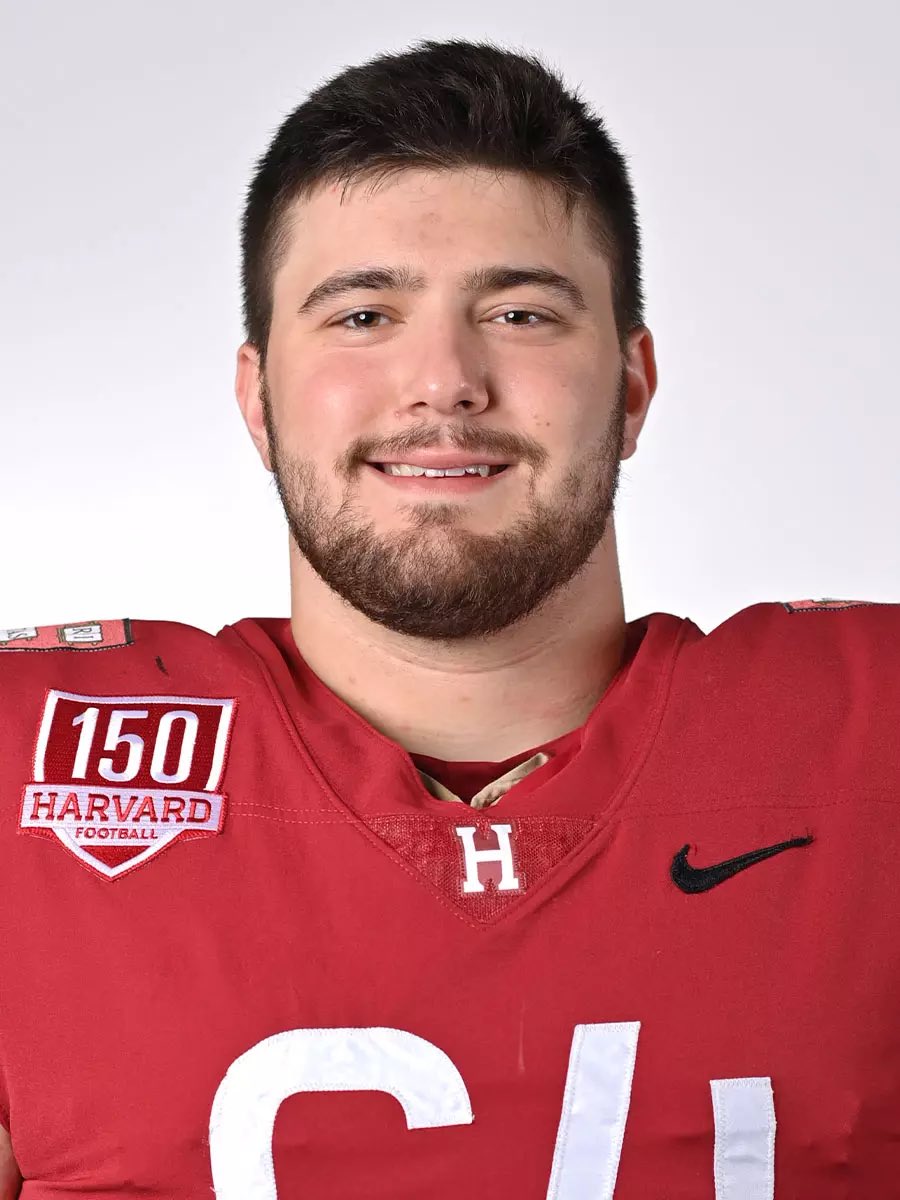 JefferyReyjwr's tweet image. Jacob Rizy to the @Patriots —@Harvard brain, 9.88 RAS body. He’s not just calling protections, he is the protection. #Patriots #NFLDraft #RAS #OffensiveLine