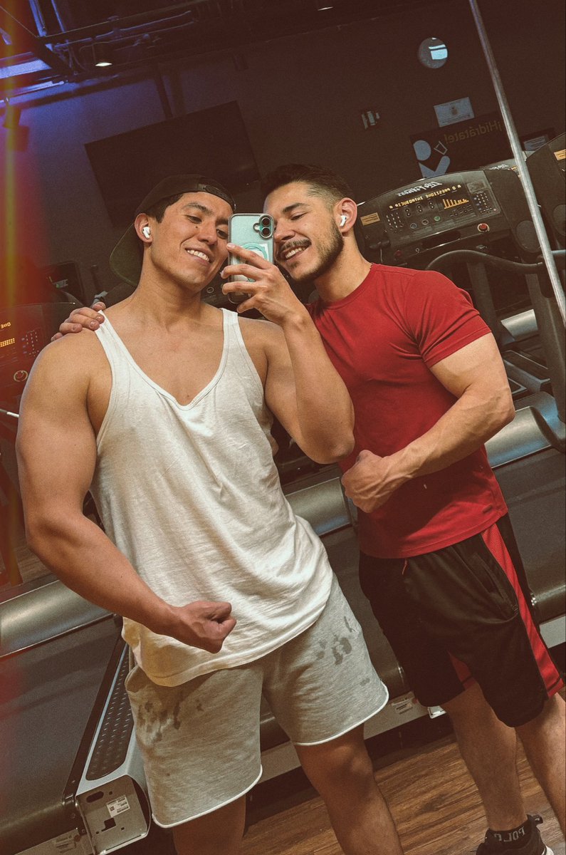 𝔗𝔢𝔪𝔬 tweet media