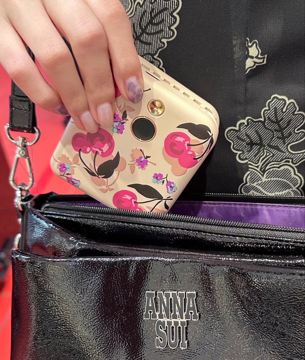 ANNA SUI ナビゲーター ★ SHOP NEWS tweet media