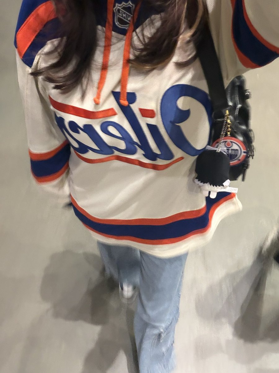 lily ᯓ★ tweet media