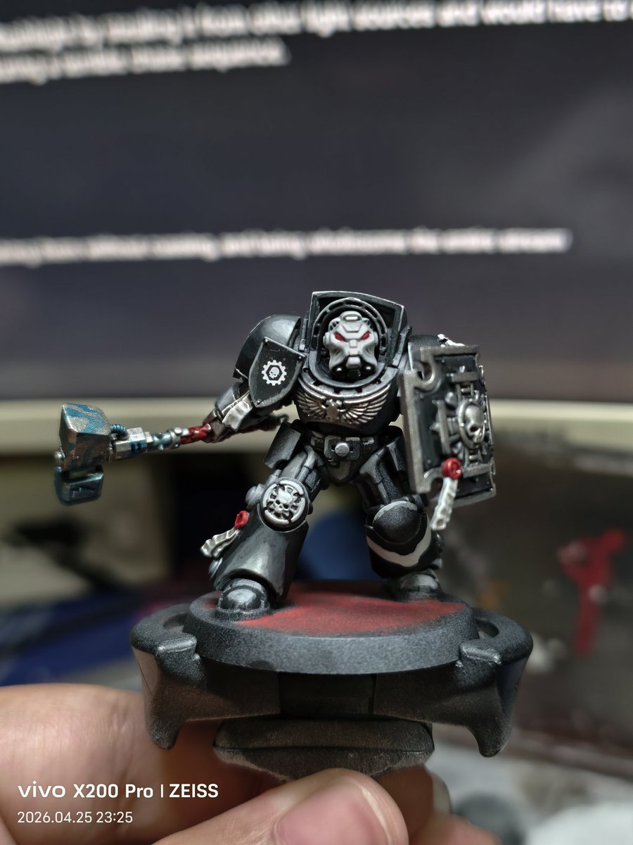 lilbreadman233's tweet photo. #Warhammercommunity  #Warhammer40k  Ironhand Terminator （3/10） https://t.co/FdThV7K81U