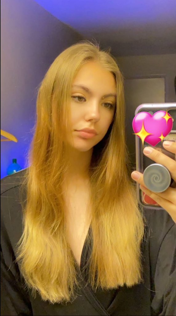 Delilah_x tweet media