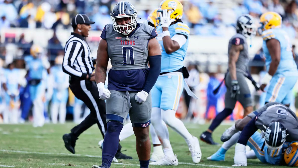 Jeremiah Williams (Jackson State; IDL) has reportedly received a rookie minicamp invite from the Minnesota Vikings

FCS Tracker: si.com/college/fcs/fc…