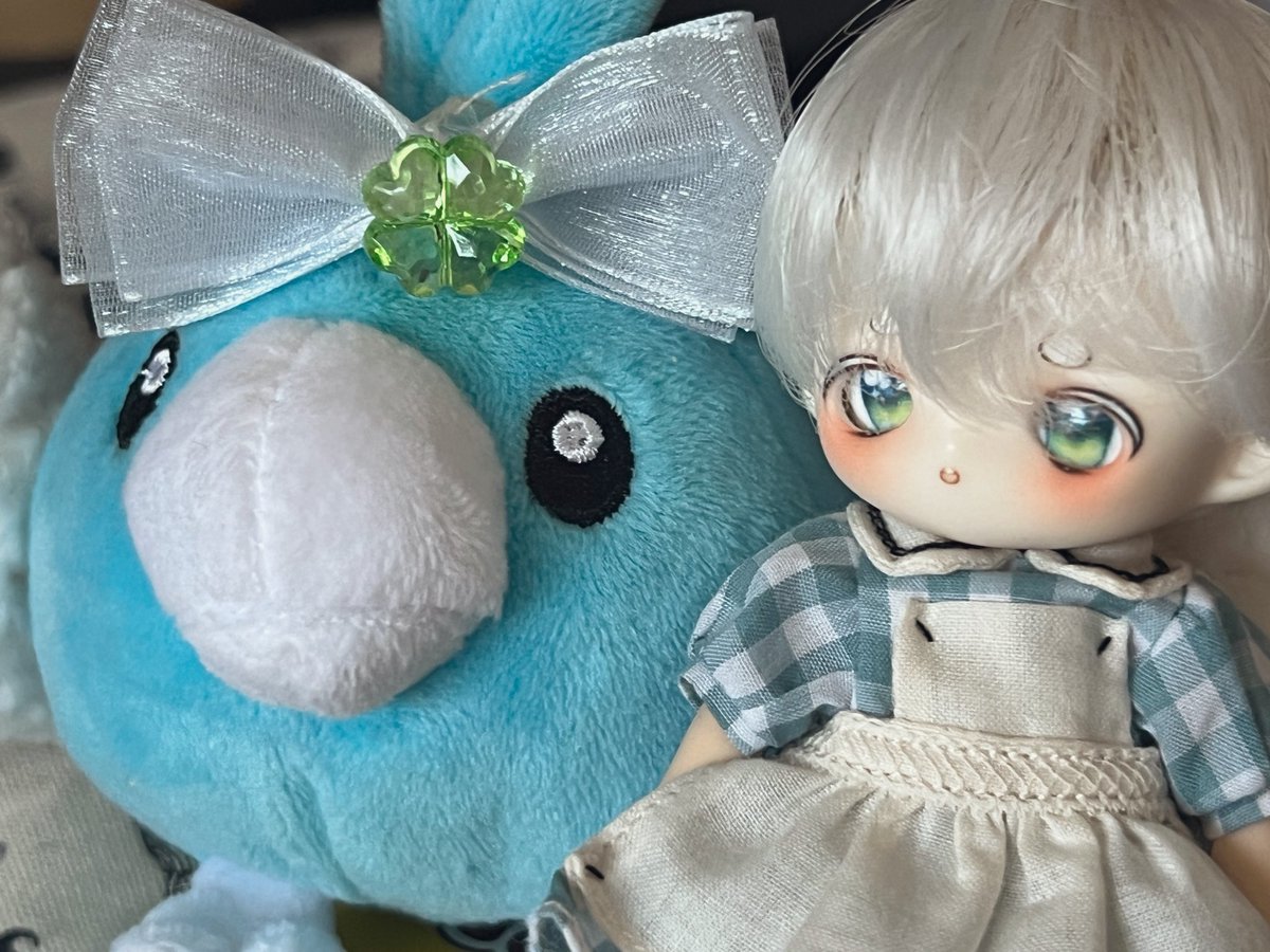 푸르름이 너무 좋다🩵
#루나하로 #지햇님