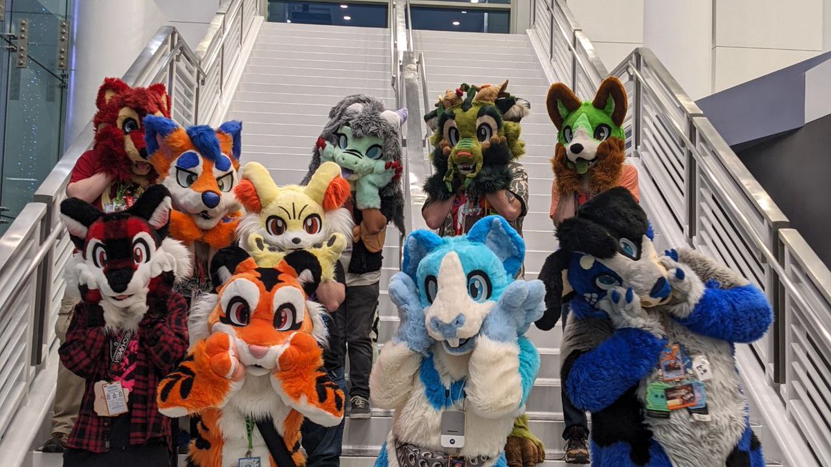 TransformTiger's tweet photo. My fursuit commissions will reopen on April 30th! 
I will provide a link to the form on opening day. https://t.co/NVjmRLgI2Y