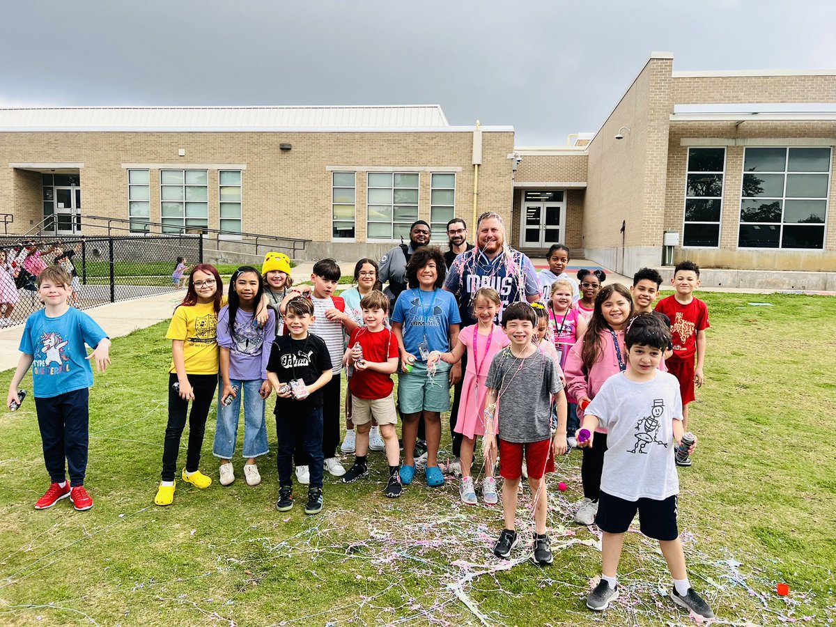 RLErockets1's tweet photo. Our first round of Give-A-Thon prizes kicked off yesterday and we started STRONG with silly stringing the principal! 🎉😂 Mr. Gattus was the best sport and took it like a champ &amp; our students had an absolute blast! This is just the beginning… more fun to come! 🤩 @billgattus https://t.co/t2VqEGCAuT