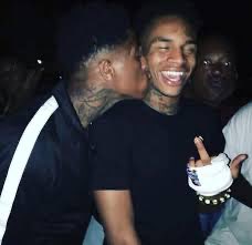 kill yourself tweet media