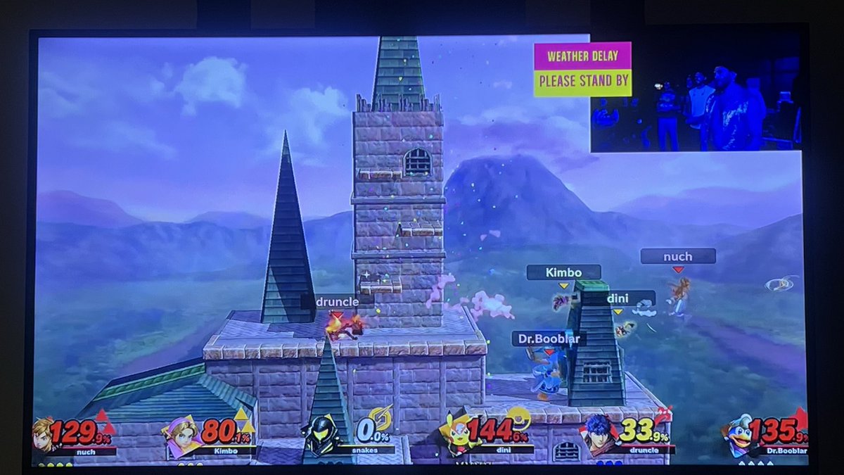bigsullyt's tweet photo. LOLOLOL Goose is in a weather delay and they’re playing Smash backstage and broadcasting it on the live stream 😂😂😂 https://t.co/x5FCzU34Vw