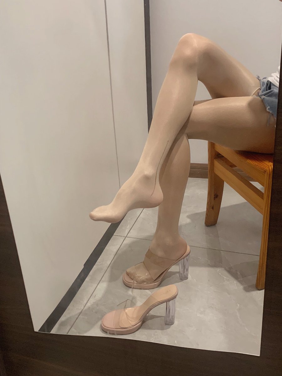 小郁有点郁 (互推) tweet media