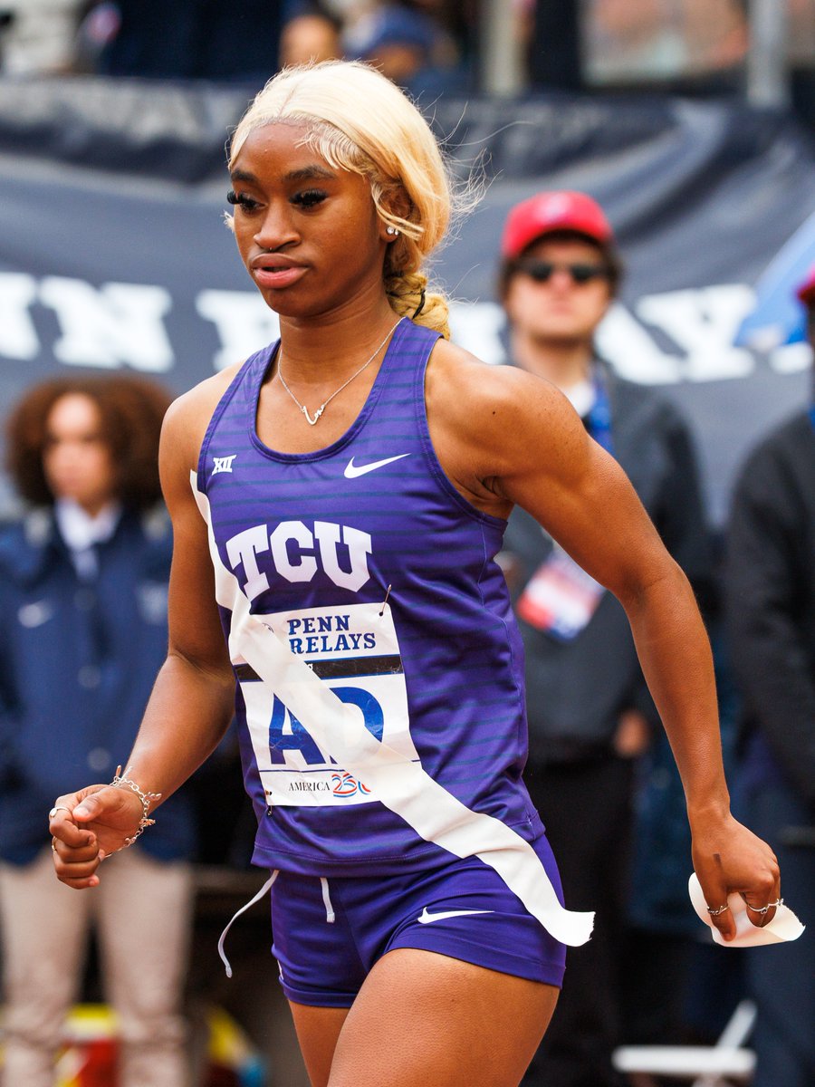 TCUTrackField's tweet image. 𝐁𝐫𝐨𝐧𝐳𝐞 for the women's 4x100m at Penn Relays 🥉

#GoFrogs | #NCAATF