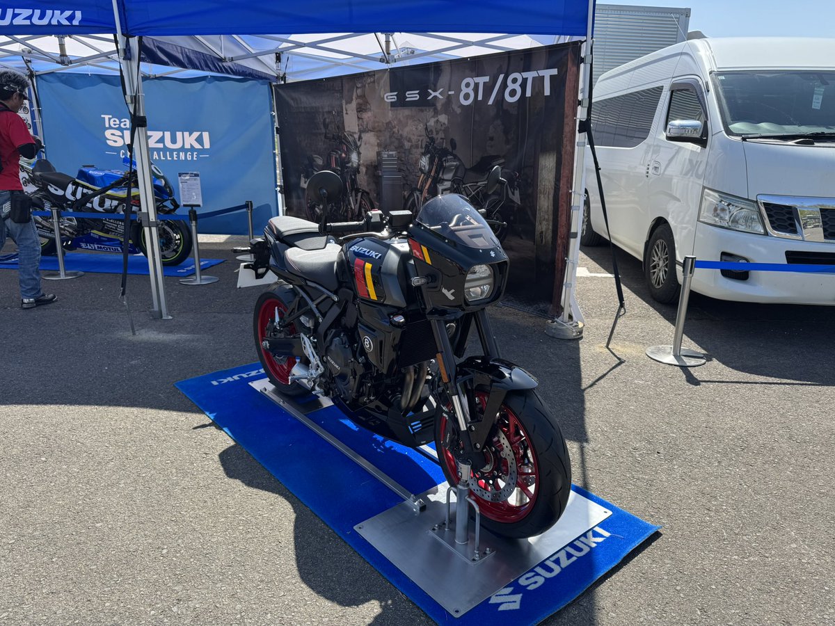 しみー　ZX-6R,CB250R tweet media