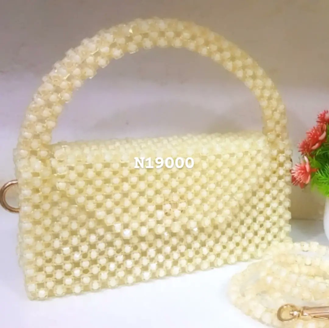 Bellasparkbrand's tweet photo. Clearance sales.
Dm to order
#beadedbagsinlagos #bags https://t.co/I70KZoJ7tC
