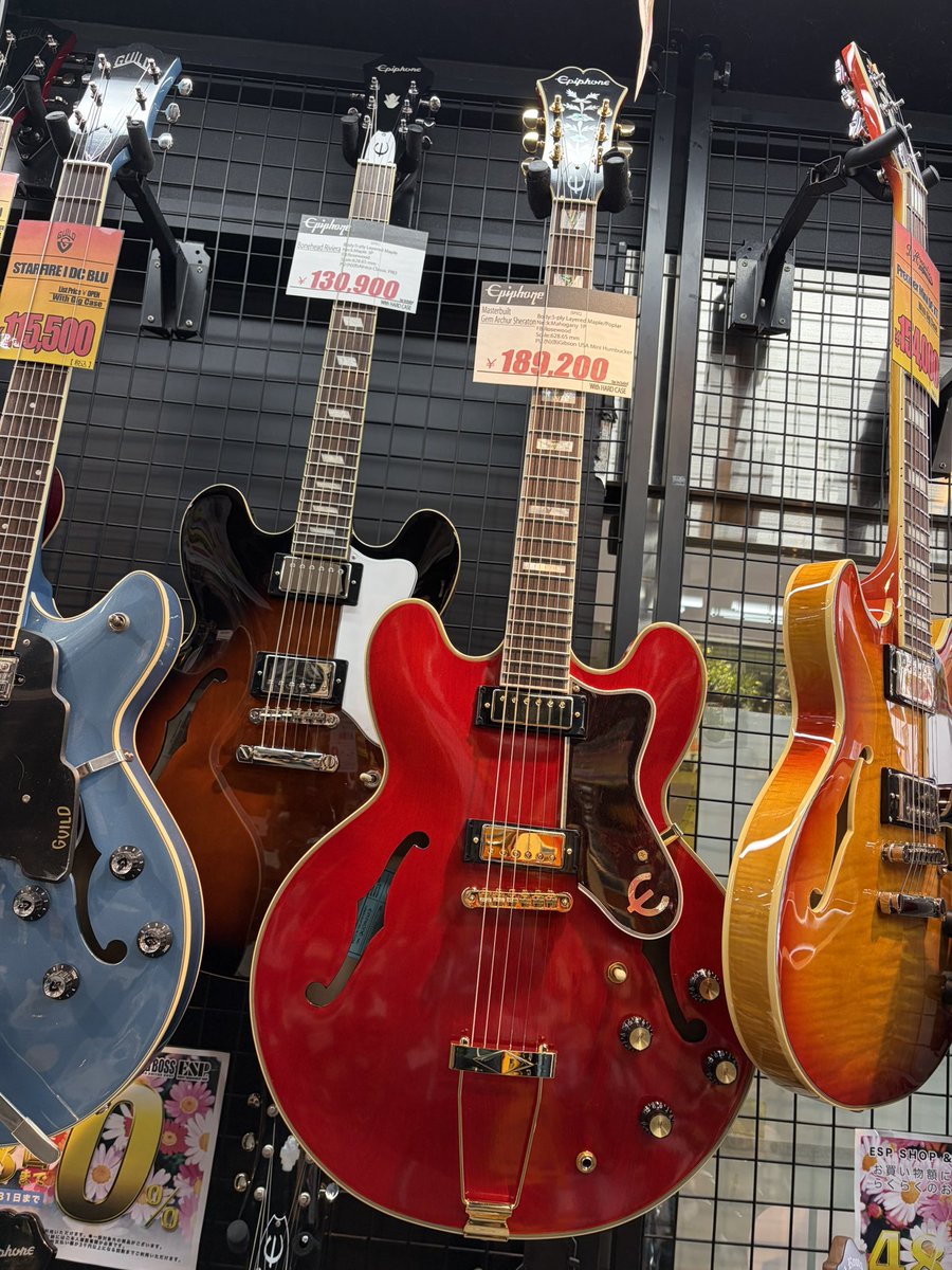 BIGBOSSannex's tweet image. #BIGBOSS #お茶の水 #駅前別館 本日もオープン✨

昨年の再結成ライブも空前の大盛り上がりだった #oasis のゲムアーチャー&amp;amp;ボーンヘッドのEPIPHONEシグネチャーモデルが初入荷❗️
そしてGUILDのSTARFIREも入荷しております❗️
#セミアコ が熱いっ🔥