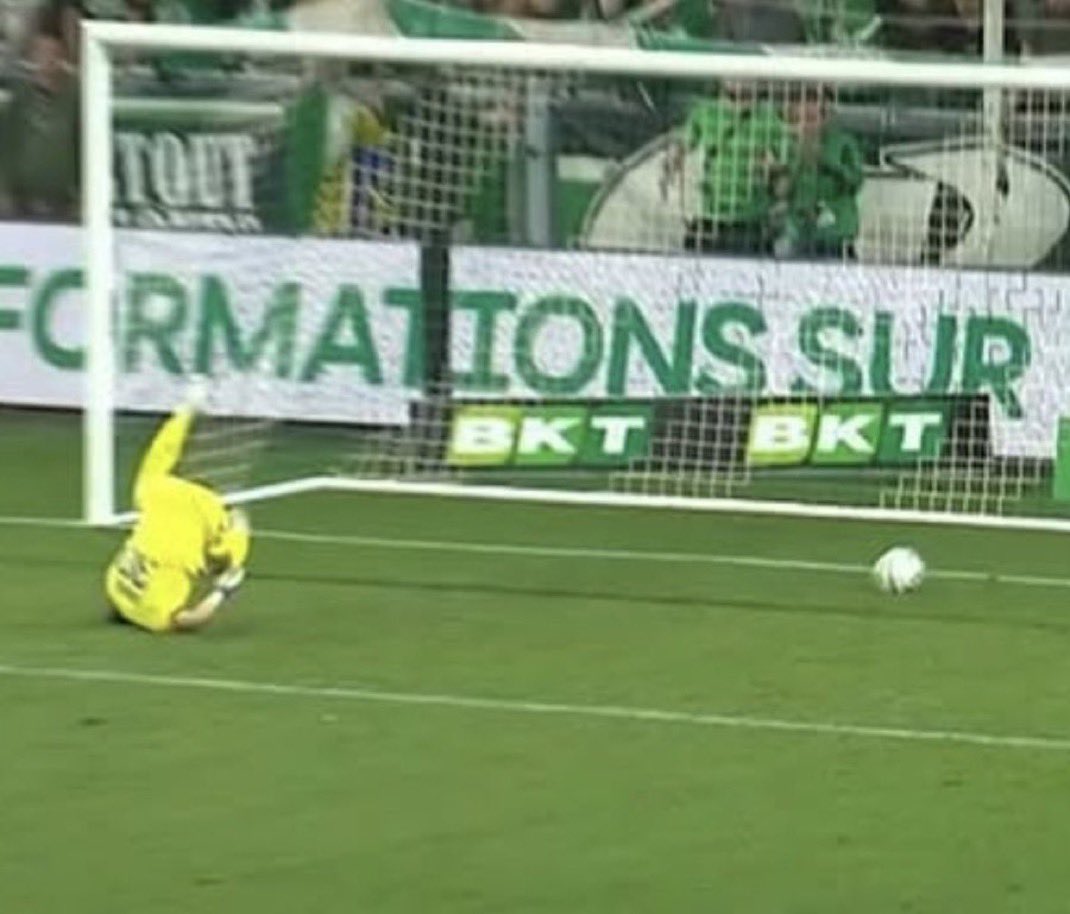Bonne nuit la #TeamASSE et profite bien de la fermeture du 1810 enculé de Larso.