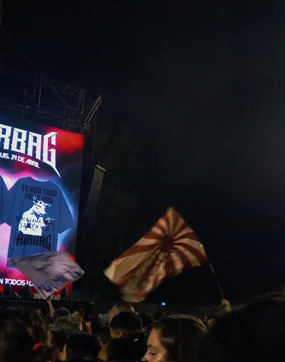 JackUJB's tweet photo. La bandera de una hora a tokyo 🔥 https://t.co/RfDLhDd1li