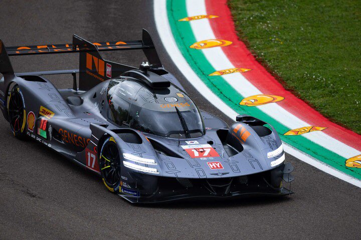 bizzcommuni_lee's tweet image. Task#2
Genesis just finished their WEC debut at Imola — both cars crossed the line, built in 499 days. Not a podium, but honestly? Racing against Toyota and Ferrari, finishing is the statement. Korean brands are playing a different game now. 

#WEC #Genesis #HUFSBizCom