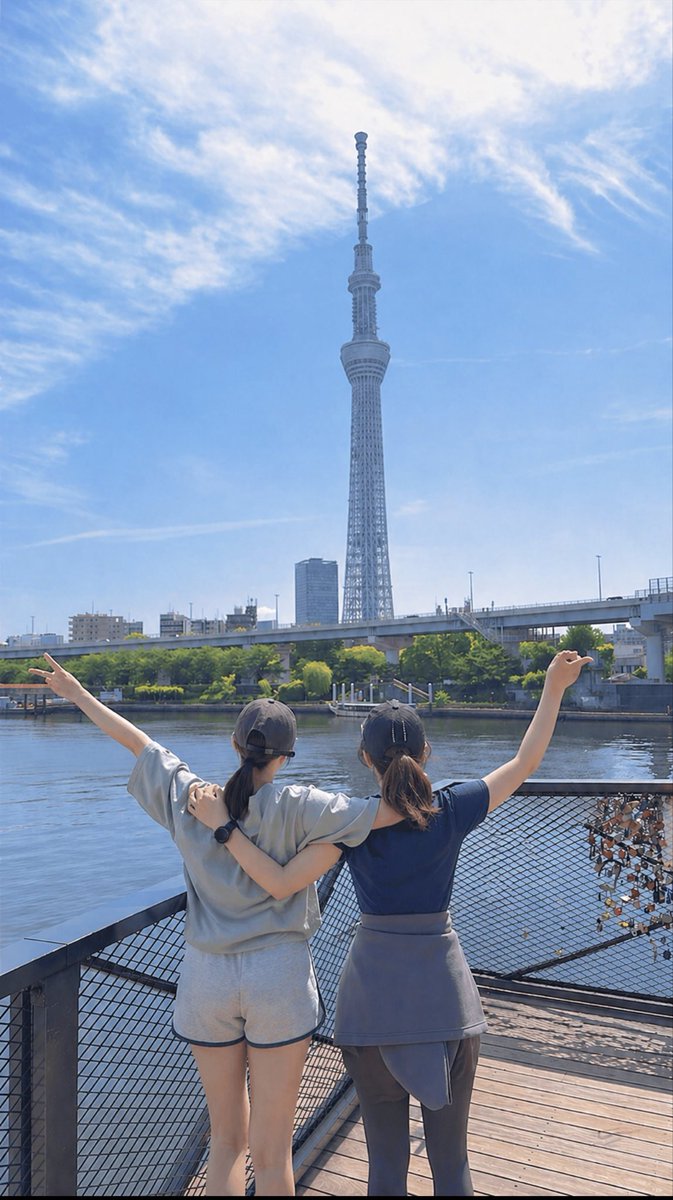 fire5000m's tweet image. 朝から親友とウォーキング🔥🔥

携帯置いて頑張ってたら、ランニング途中のおじさまが撮ってくれて感謝！🫶

昨日のスペース寝落ちしてごめんなさい☺️
楽しい時間でした〜🩷

今日も一日楽しんでいきましょう！

#tokyo