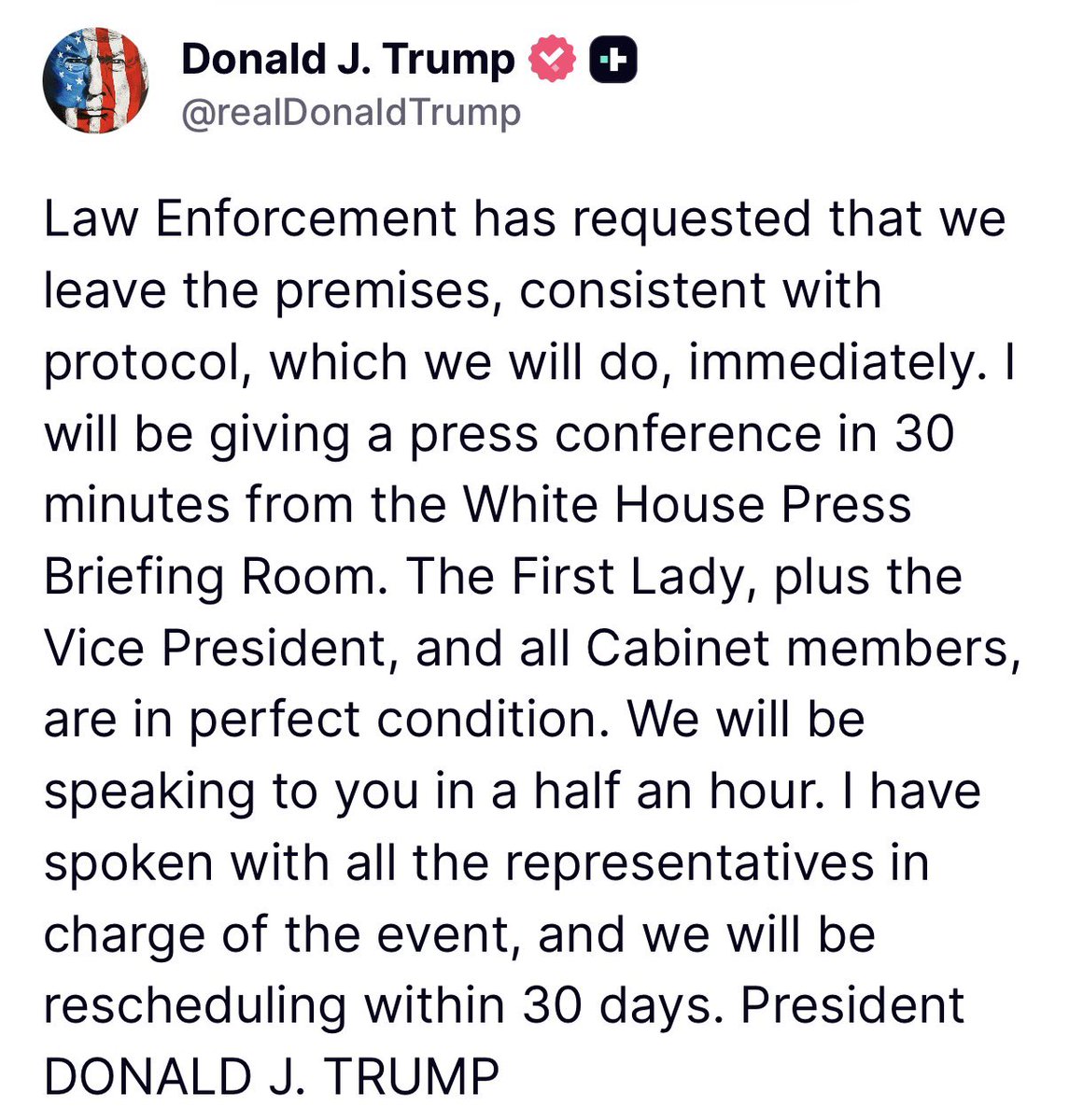 Elizabeth tweet media