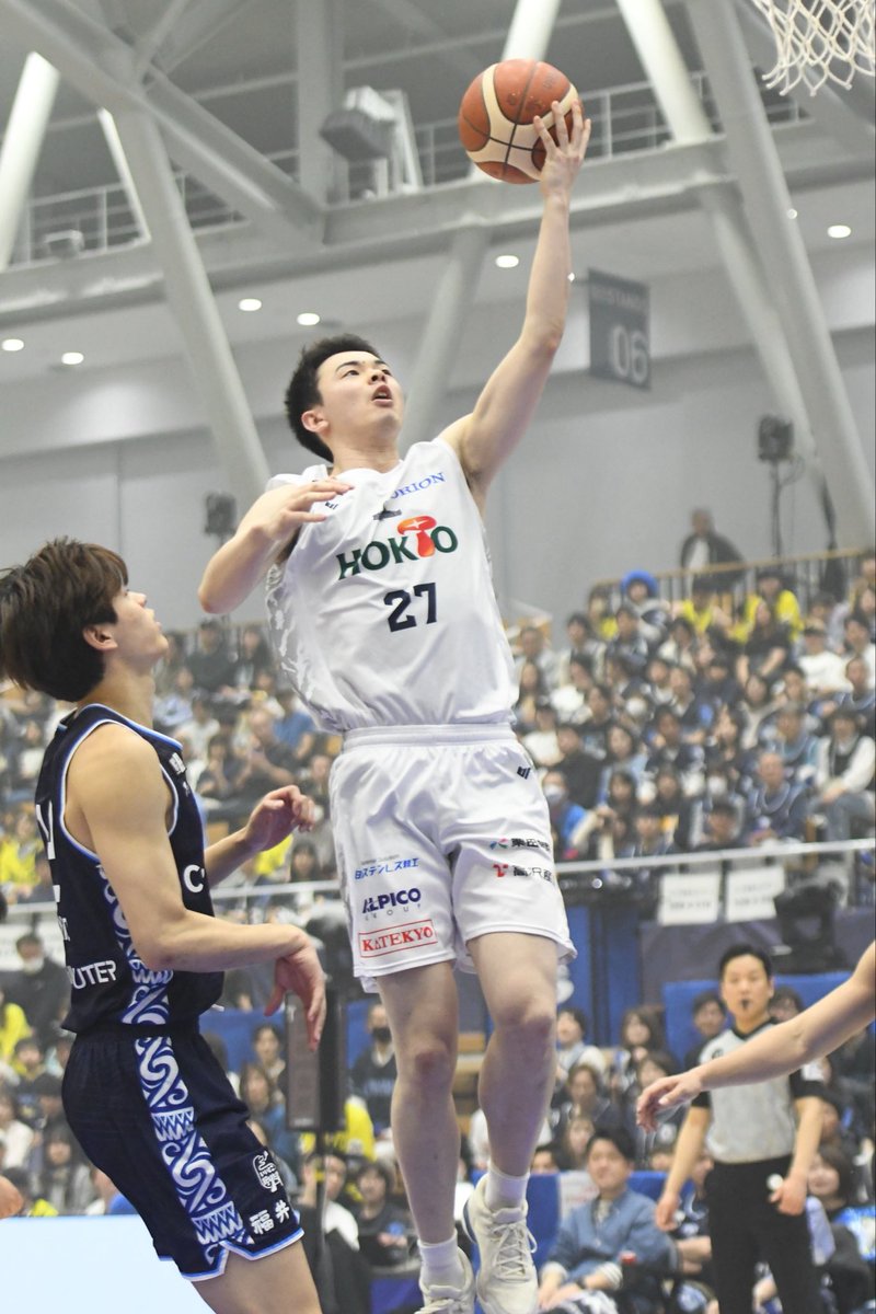 sports_shinmai's tweet photo. 信州ブレイブウォリアーズは、この後14時5分からリーグ最終戦です。
きょうも福井のセーレン・ドリームアリーナで取材します。
昨日撮影して、紙面では使えなかったカットを📷
#信州ブレイブウォリアーズ　#B2 https://t.co/RUzhE0Qxfe