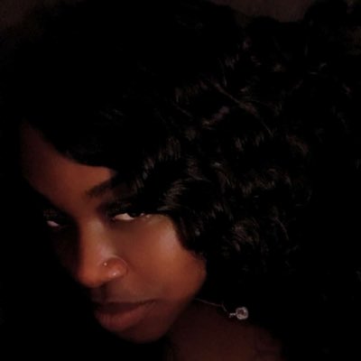 XoxoManee's tweet photo. #NewProfilePic https://t.co/6bEpbhaU5Z