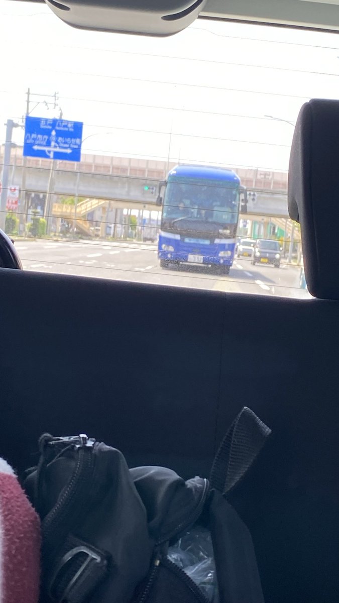 後ろの車を盗撮