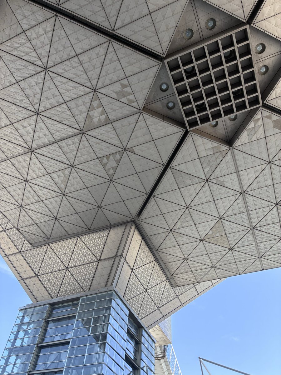 きりはね tweet media