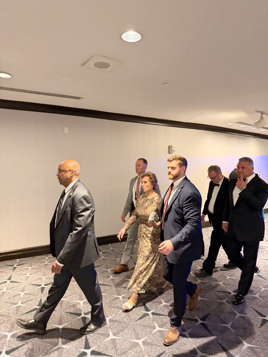 Andrew Solender tweet media