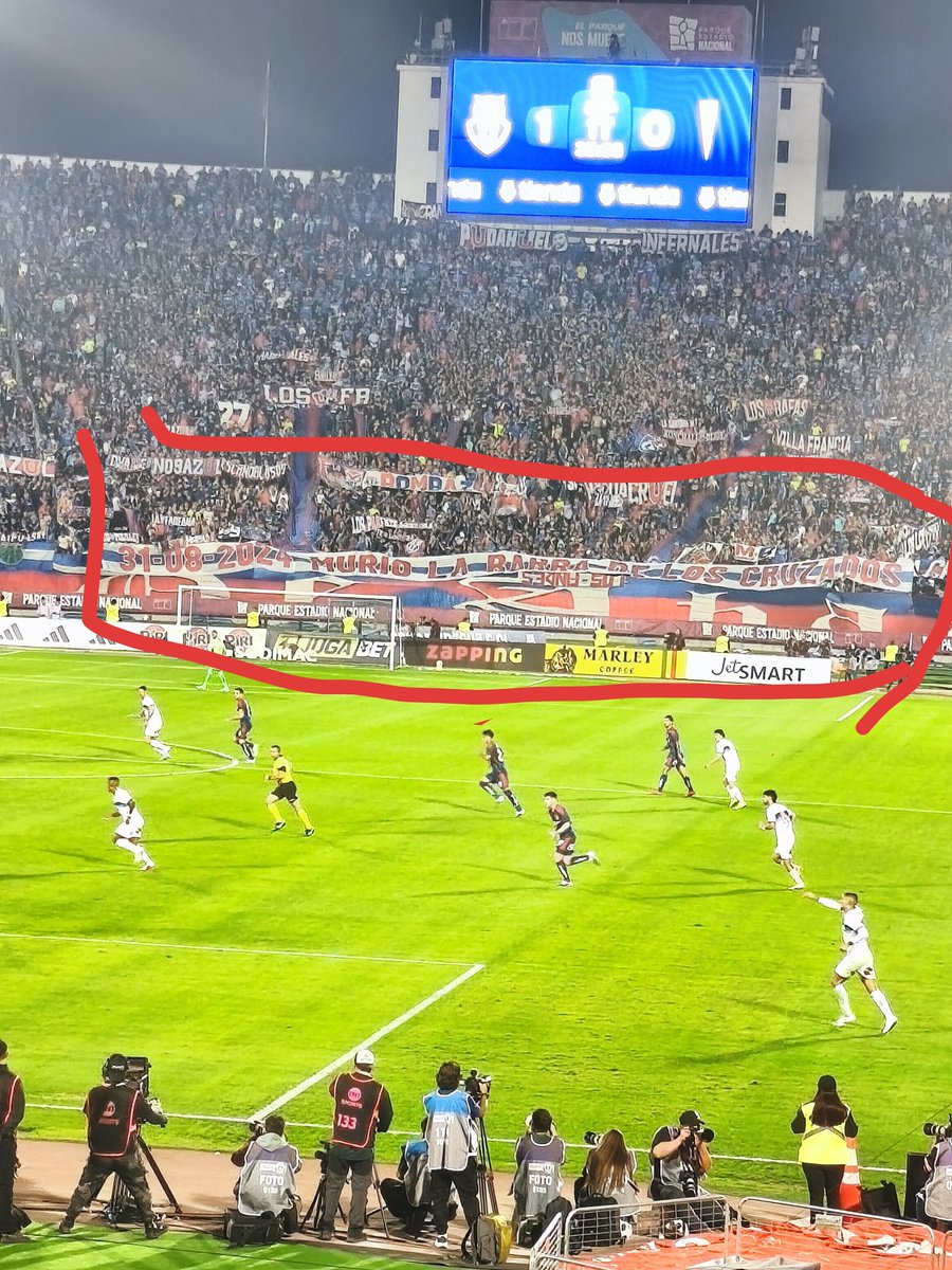 Pelao Jackson escondido tweet media