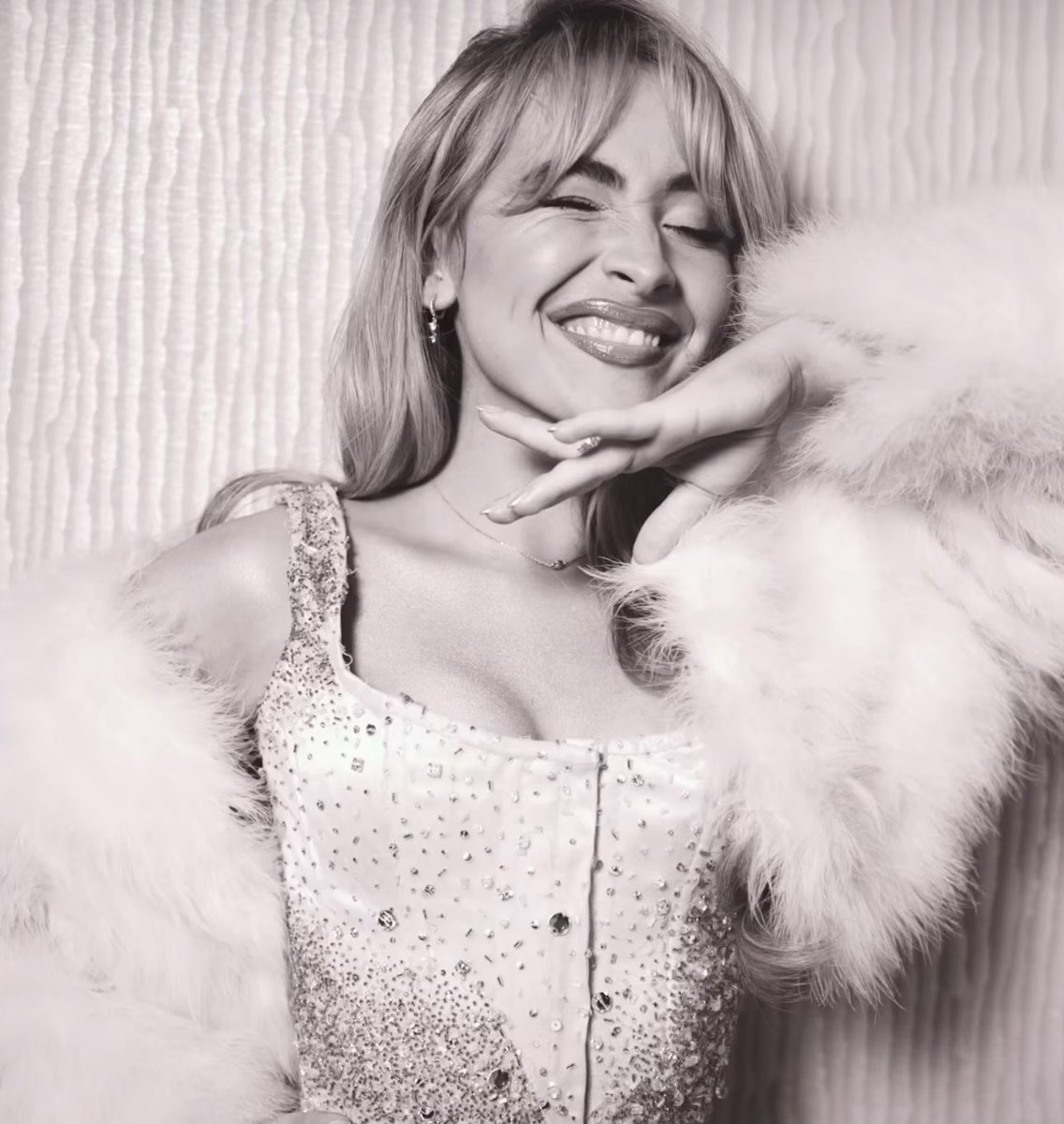 gabi 𝜗ৎ tweet media