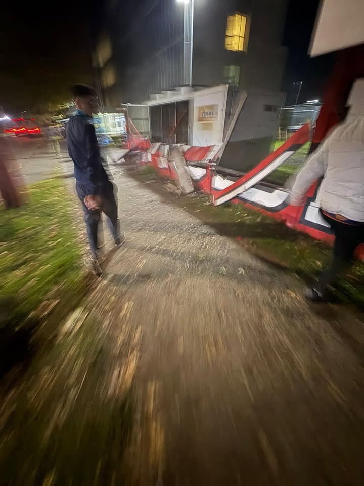 reskateschile2 tweet media