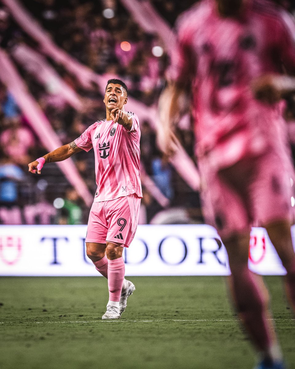 Luis Suárez tweet media