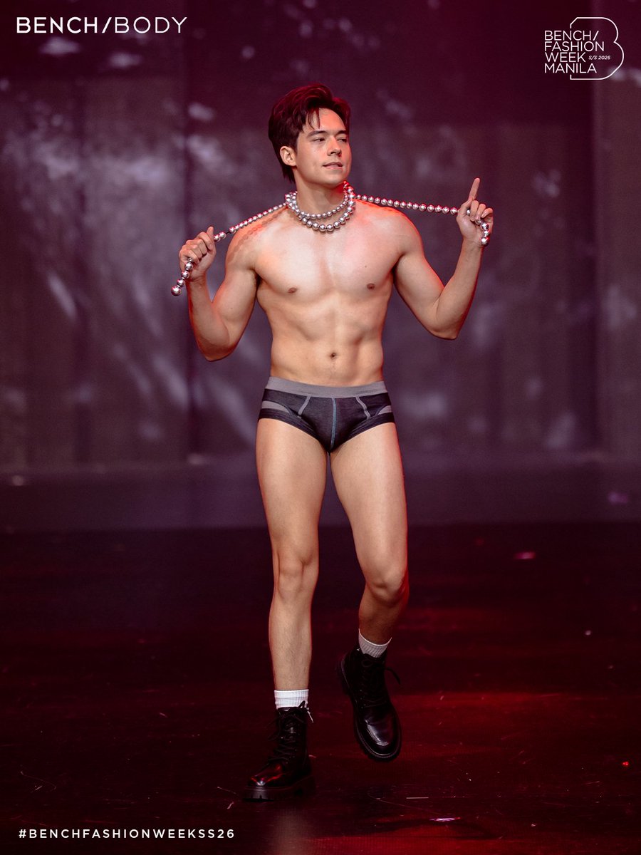 HunksinPictures's tweet photo. Jameson Blake #BenchBody https://t.co/pyWVtpRCdw