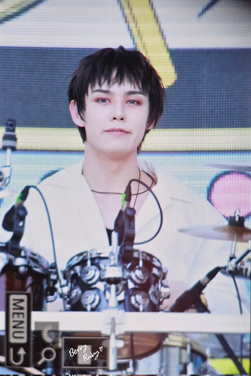 BerryRuby627's tweet image. 20260426 Awesome music festival 
Rehearsal~

#AxMxP #에이엠피 #CRU #크루