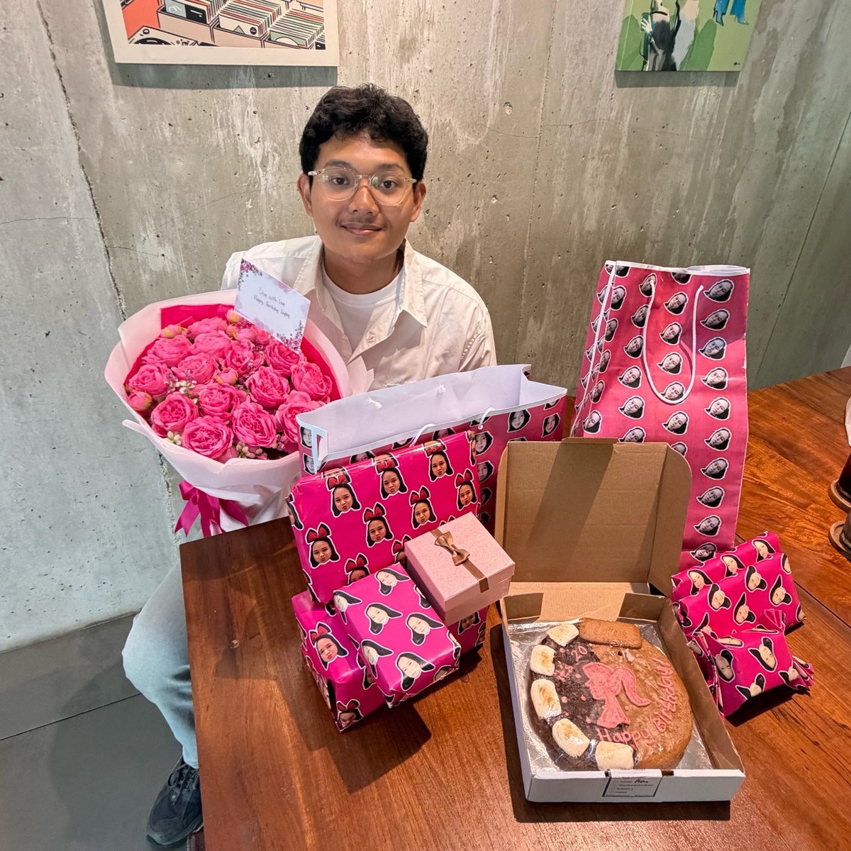 lovsayt's tweet photo. semua aku dirayakaaaaan 🥹💖 https://t.co/gu1R2DnAI7