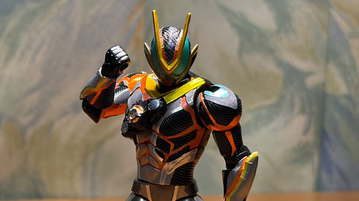 重課金ライダー tweet media