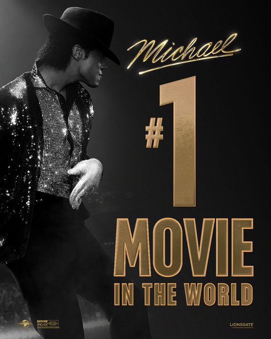 #1 film dans le monde.

Pas de nouveaux sons. 
Pas de réseau social. 
Pas de featuring.

Juste une légende qui écrase encore.