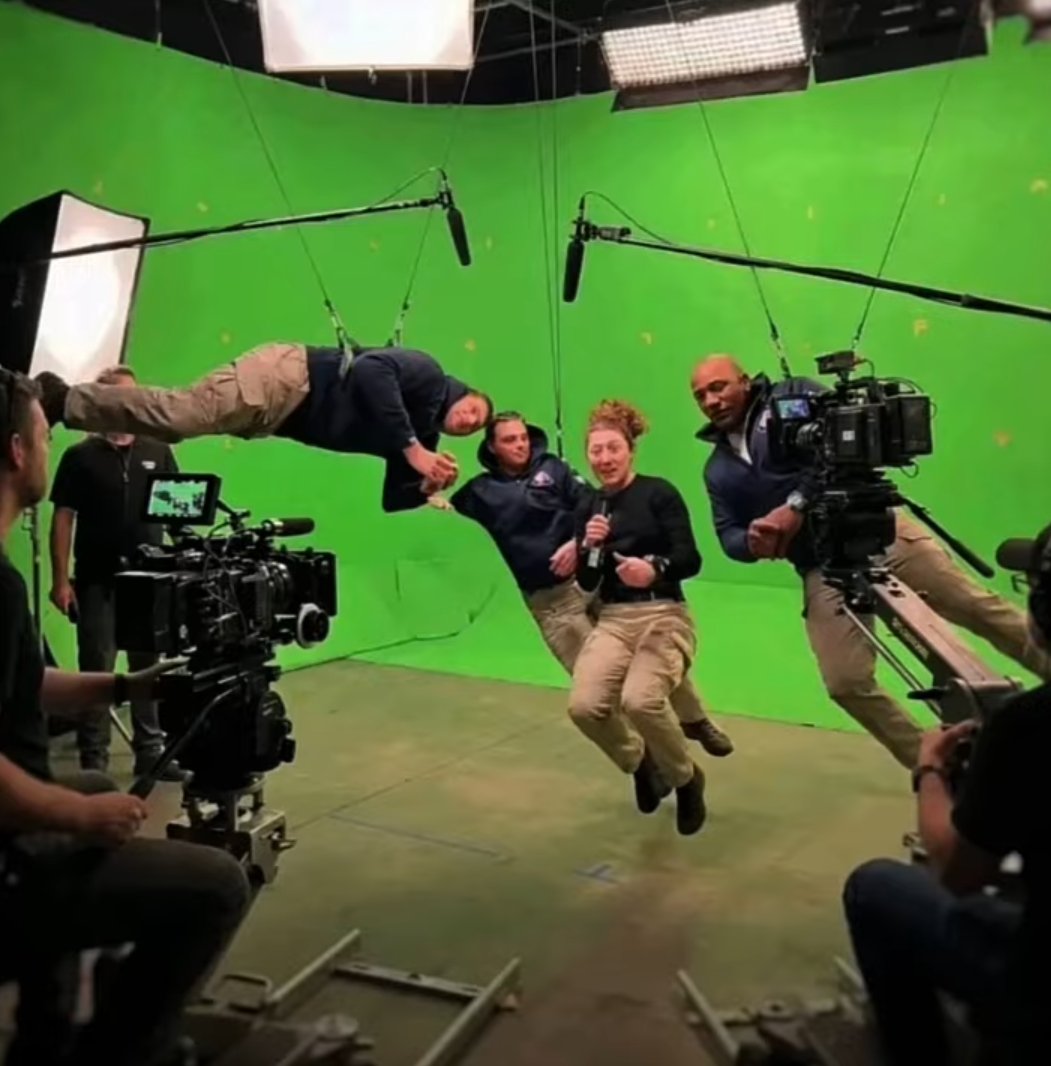 James_Hawke1's tweet image. 'Space' is a fake paradigm of human existence. 

Yes, it is that serious. 

*Ideas of a fake reality is the ultimate mind fuck.
🌿🦋
#control