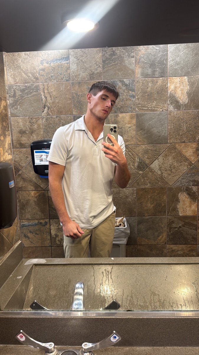joeywstoll tweet media