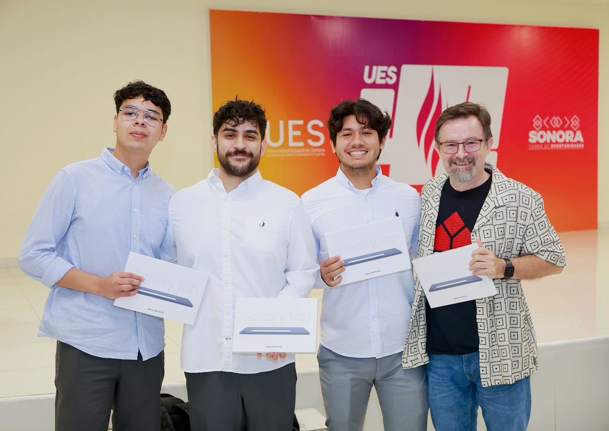 FroylanGamezG's tweet photo. ¡El talento joven revoluciona Sonora con datos! 📊🚀

Cerramos con éxito la segunda edición del Datatón 2026, una competencia de análisis técnico para resolver retos de nuestra entidad. 

Junto a nuestro gobernador @AlfonsoDurazo, impulsamos a las y los estudiantes que transforman cifras en soluciones reales. 

¡Felicidades a los equipos ganadores! 👏🏻