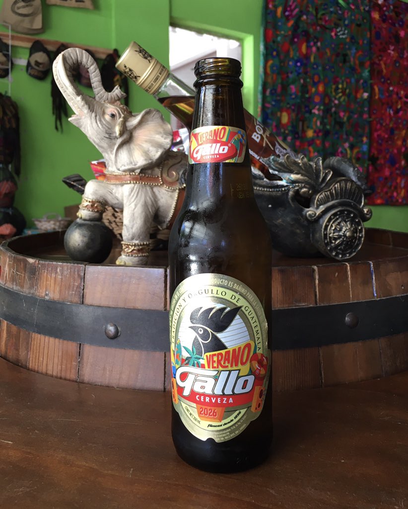 mideleite's tweet photo. Fui a #Guatemala por una cerveza #Gallo bien fría. https://t.co/ZcKoNLTaiH