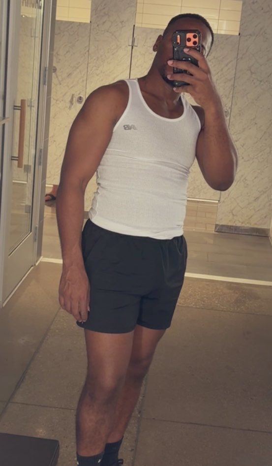 IamLeSeven's tweet image. April Daily Deposits Day 25 
Day 115/365  #NoDaysOff staying consistent today was hard for me to show up better than late than never 
I also hit 10,000 steps today haven’t do that in 2weeks